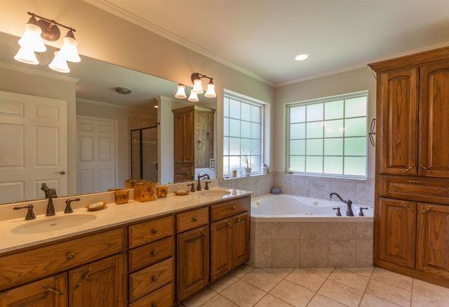 3014 CR 3550, Holly Lake Ranch, TX 75765