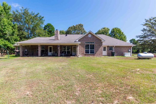 3014 CR 3550, Holly Lake Ranch, TX 75765