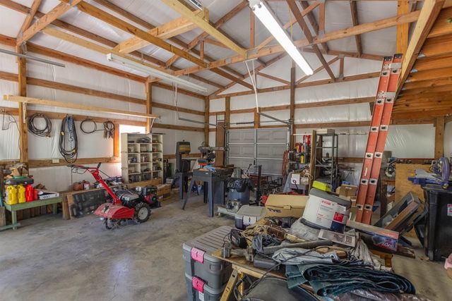 3014 CR 3550, Holly Lake Ranch, TX 75765