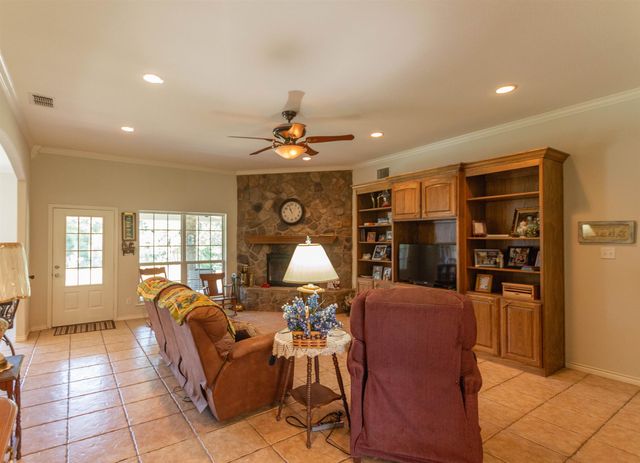 3014 CR 3550, Holly Lake Ranch, TX 75765