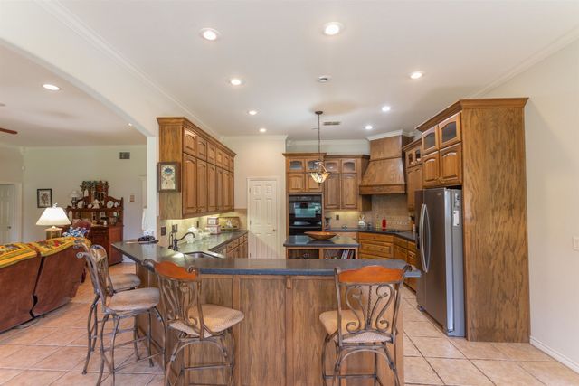 3014 CR 3550, Holly Lake Ranch, TX 75765