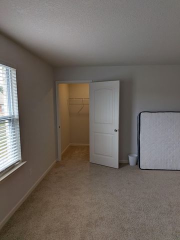 50 SYDNEY CIR, Somerville, TN 38068