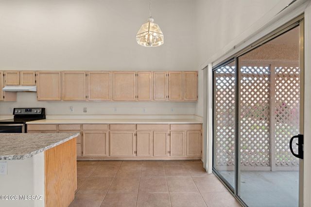 1870 W Hawkridge Street, Tucson, AZ 85737