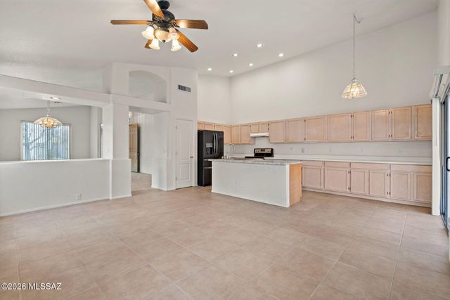 1870 W Hawkridge Street, Tucson, AZ 85737