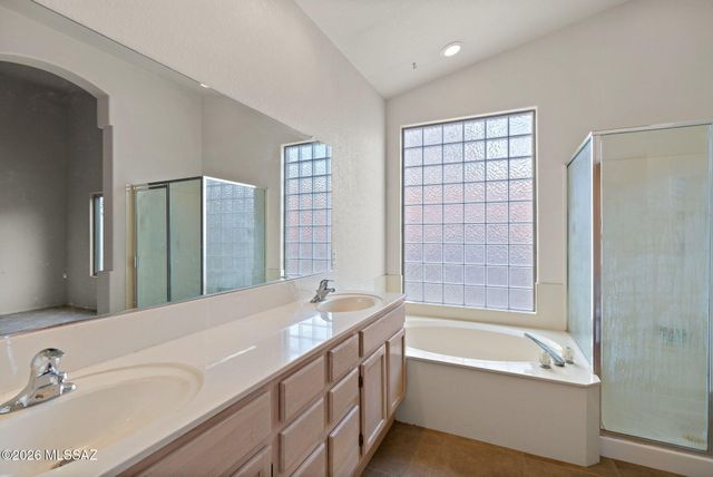 1870 W Hawkridge Street, Tucson, AZ 85737