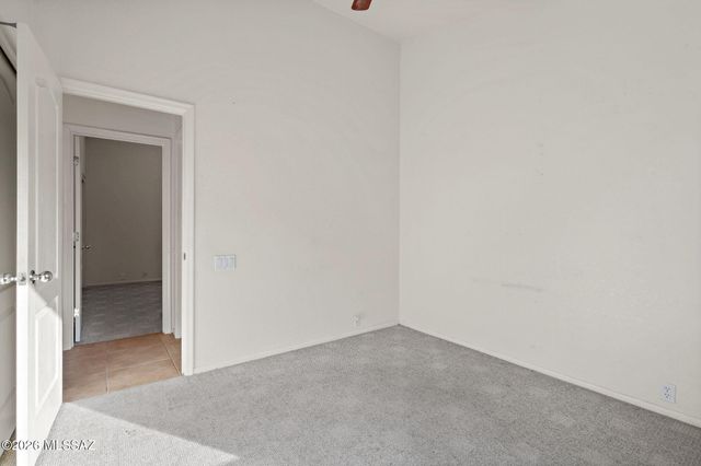 1870 W Hawkridge Street, Tucson, AZ 85737