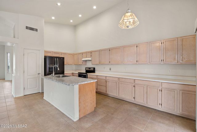 1870 W Hawkridge Street, Tucson, AZ 85737