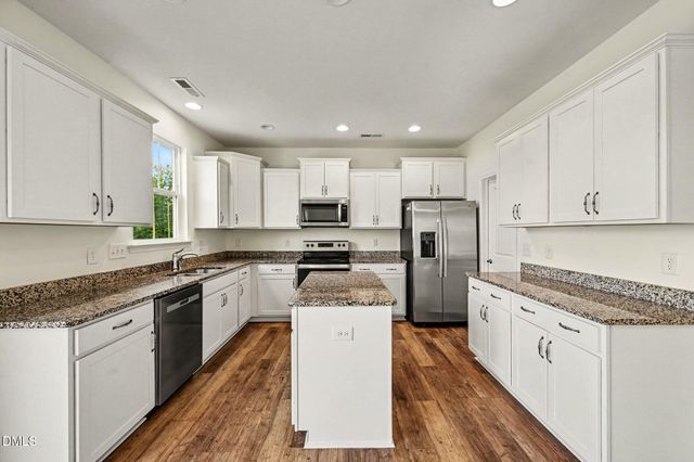 907 Burning Maple Lane, Mebane, NC 27302