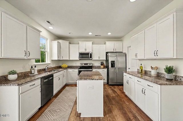 907 Burning Maple Lane, Mebane, NC 27302