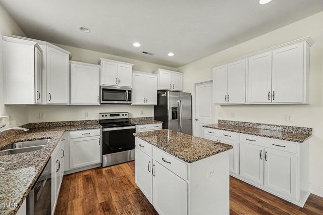 907 Burning Maple Lane, Mebane, NC 27302