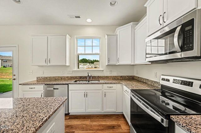 907 Burning Maple Lane, Mebane, NC 27302