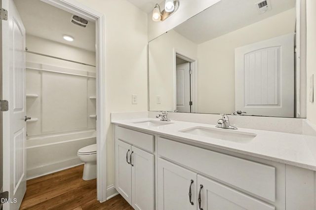 907 Burning Maple Lane, Mebane, NC 27302