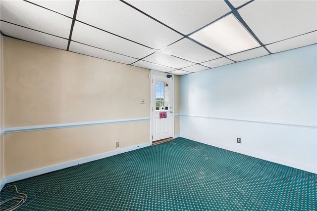 7814 State Route 30, North Huntingdon, PA 15642