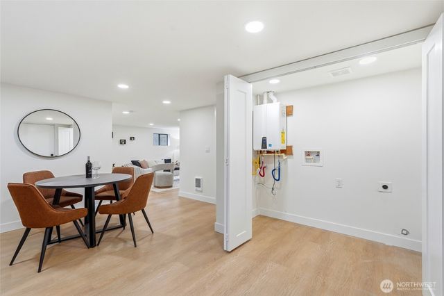 10731 18th Avenue SW, Seattle, WA 98146