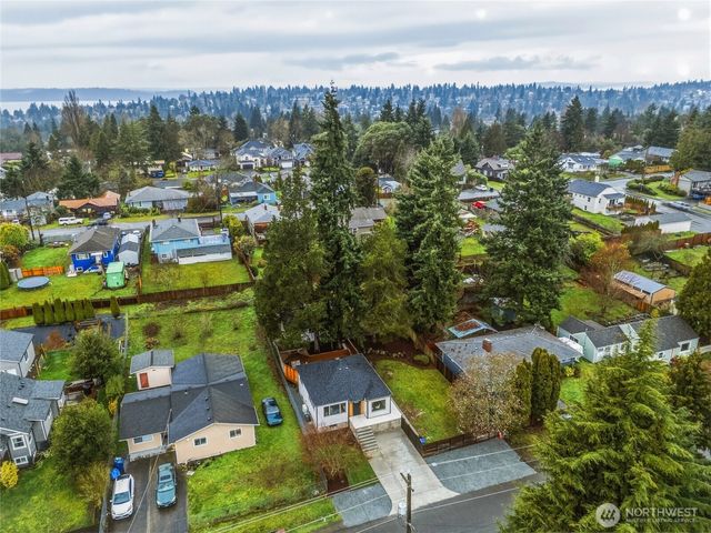 10731 18th Avenue SW, Seattle, WA 98146