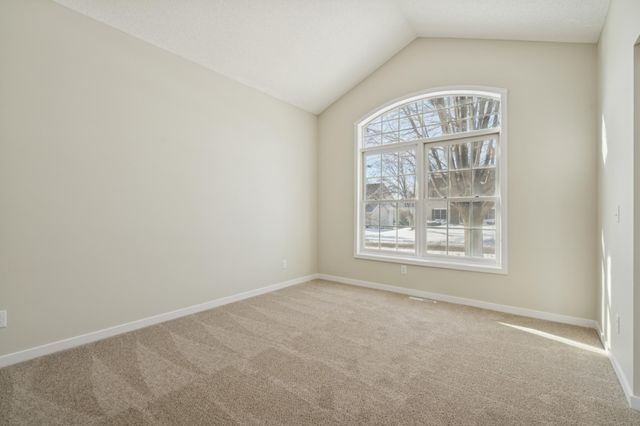 17714 Hillwood Avenue, Lakeville, MN 55044