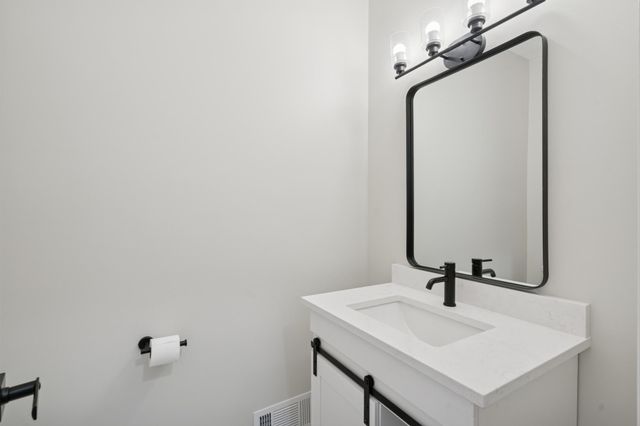 17714 Hillwood Avenue, Lakeville, MN 55044