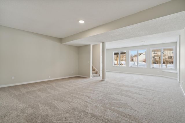 17714 Hillwood Avenue, Lakeville, MN 55044