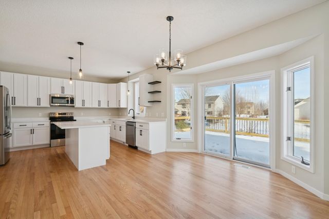 17714 Hillwood Avenue, Lakeville, MN 55044