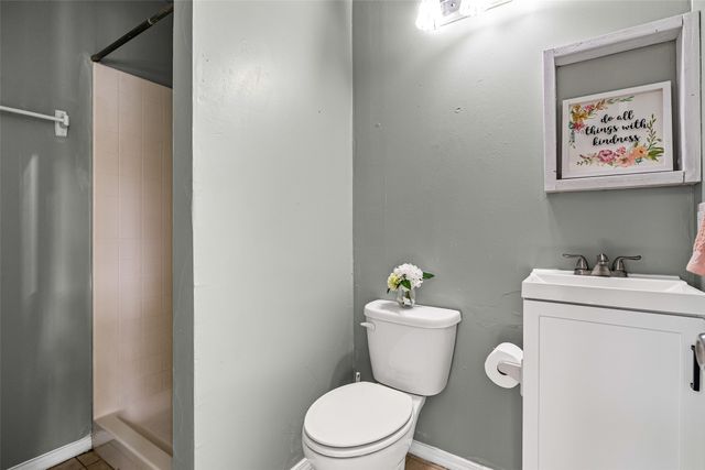 814 Brazos Harbor Circle, Granbury, TX 76048