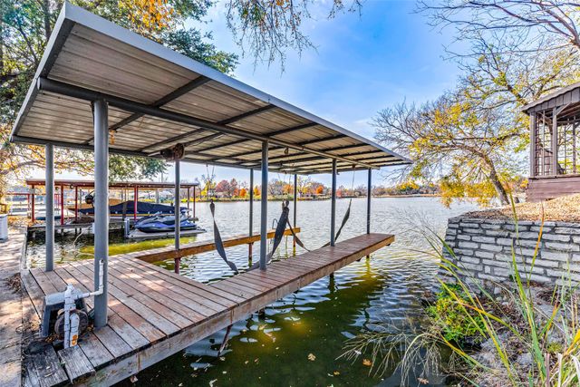 814 Brazos Harbor Circle, Granbury, TX 76048