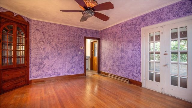 343 E 11th Ave, Tarentum, PA 15084