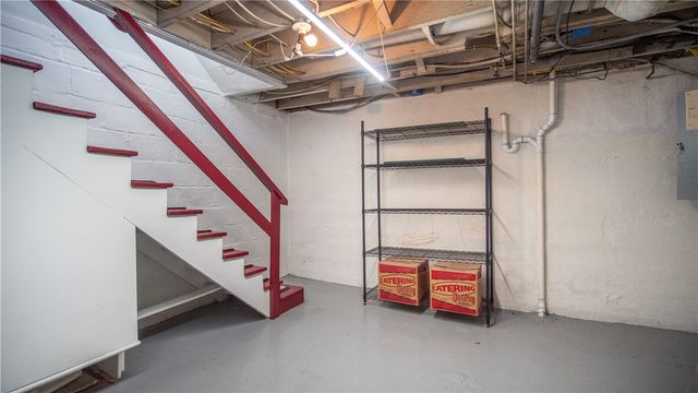 343 E 11th Ave, Tarentum, PA 15084