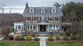 343 E 11th Ave, Tarentum, PA 15084