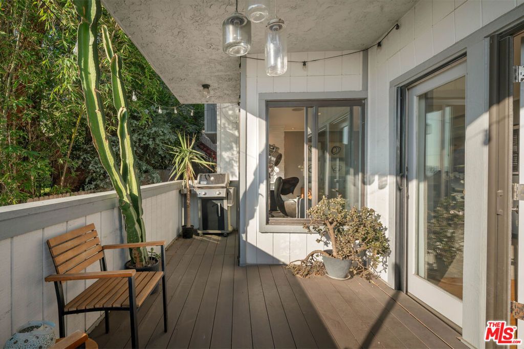 Image 12 of property listing at 1133 N Clark Street 103, West Hollywood, CA 90069