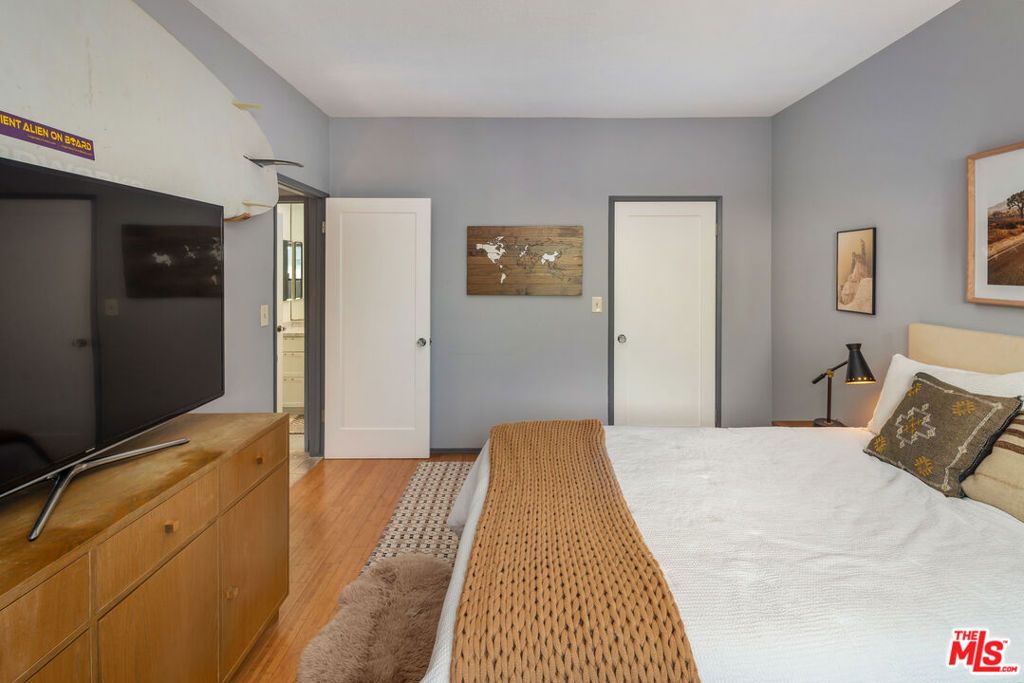 Image 25 of property listing at 1133 N Clark Street 103, West Hollywood, CA 90069