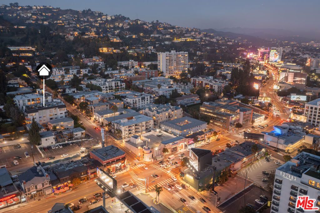 Image 31 of property listing at 1133 N Clark Street 103, West Hollywood, CA 90069