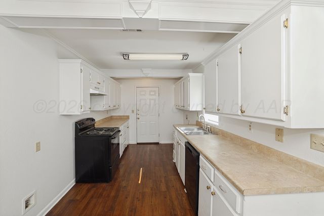 3301 SOUTH HARRISON Street, Amarillo, TX 79109