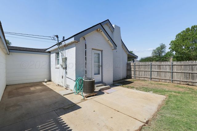 3301 SOUTH HARRISON Street, Amarillo, TX 79109