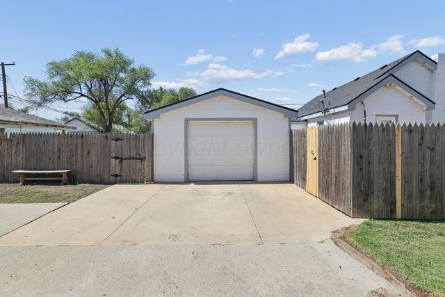 3301 SOUTH HARRISON Street, Amarillo, TX 79109