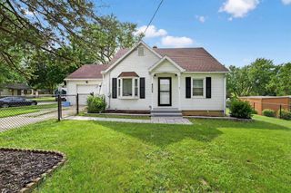 4202 School Road, Madison, WI 53704