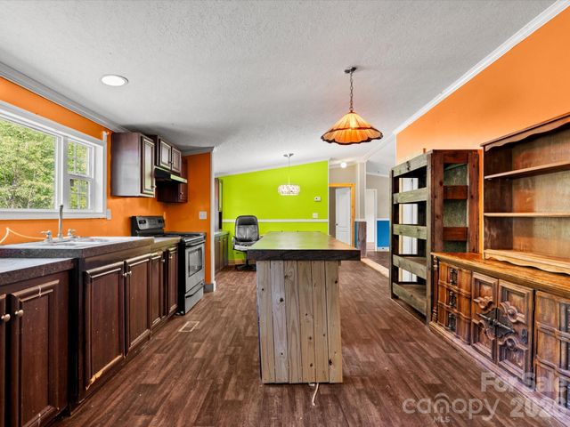 292 Longhorn Lane, Cheraw, SC 29520