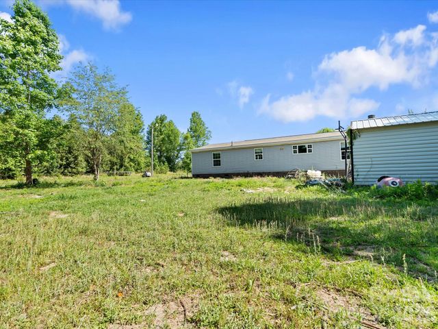 292 Longhorn Lane, Cheraw, SC 29520