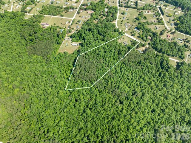 292 Longhorn Lane, Cheraw, SC 29520