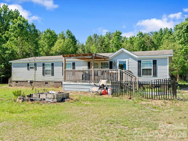 292 Longhorn Lane, Cheraw, SC 29520