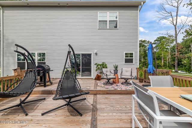 206 Baker Road, Hubert, NC 28539