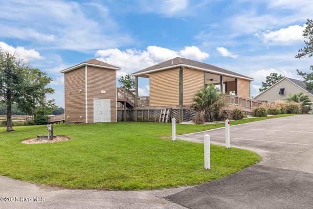 206 Baker Road, Hubert, NC 28539