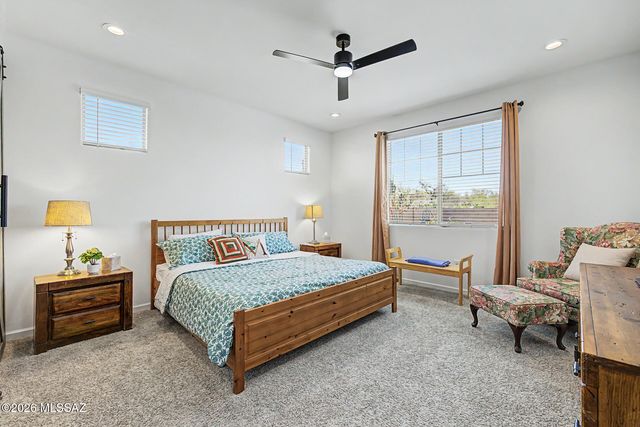 10462 E Silver Fox Drive, Tucson, AZ 85748