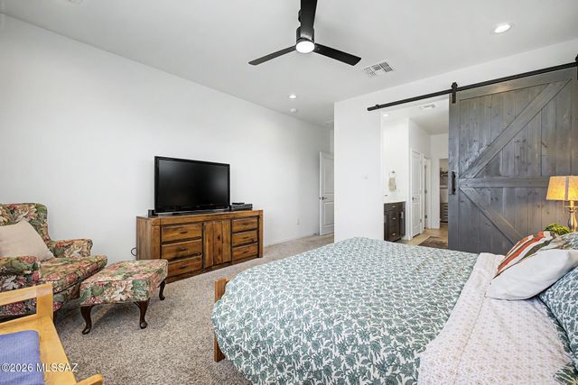 10462 E Silver Fox Drive, Tucson, AZ 85748