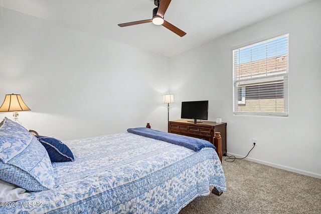 10462 E Silver Fox Drive, Tucson, AZ 85748