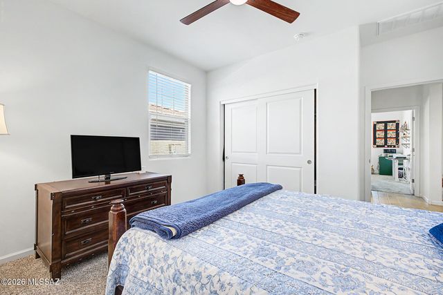 10462 E Silver Fox Drive, Tucson, AZ 85748