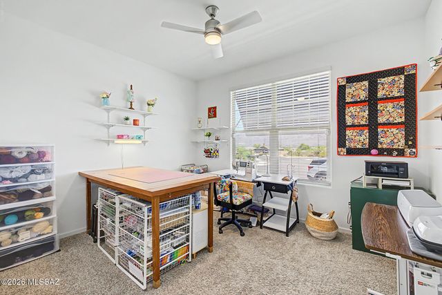 10462 E Silver Fox Drive, Tucson, AZ 85748