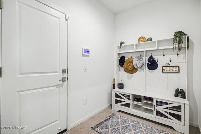 10462 E Silver Fox Drive, Tucson, AZ 85748