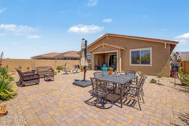 10462 E Silver Fox Drive, Tucson, AZ 85748
