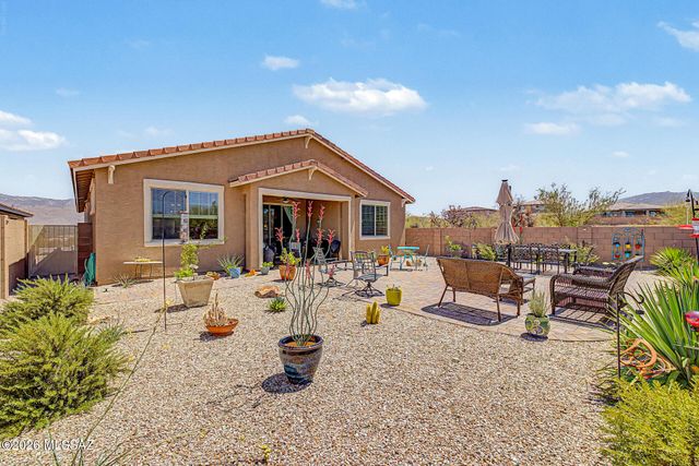10462 E Silver Fox Drive, Tucson, AZ 85748