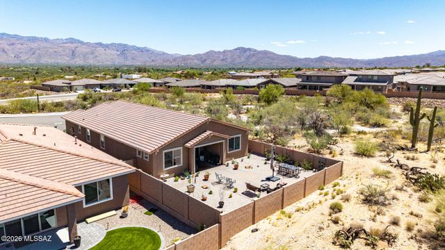10462 E Silver Fox Drive, Tucson, AZ 85748
